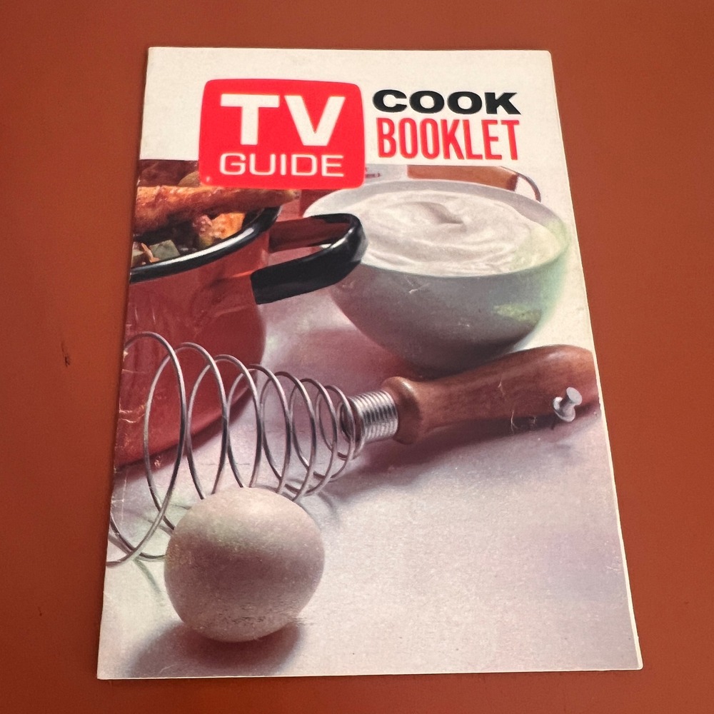 Vintage 1970 TV Guide Cook Booklet Retro Recipe Magazine Ephemera Triangle Pub